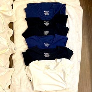 Lot of Six, De Collection brand tees, medium